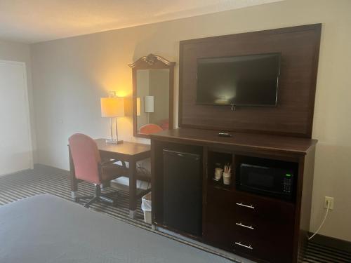 King Room - Non-Smoking