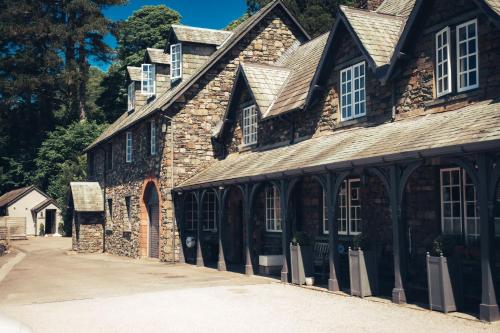 Ravenstone Manor - image 6