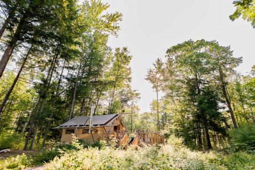 Huttopia Adirondacks Lake Luzerne