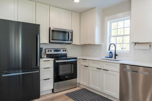 2 BR w/ King Bed Near Duke Campus & Hospital, Durham (Foto 8)