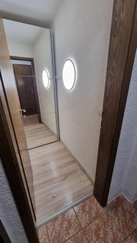 Wohnen auf Zeit - perfekt fur Grenzganger, Wochenend-Heimkehrer und Berufsreisende in Schworstadt