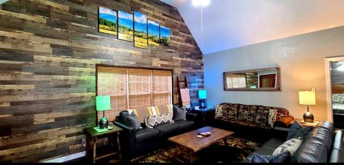 Lodge Bears Hideaway in Gatlinburg, USA