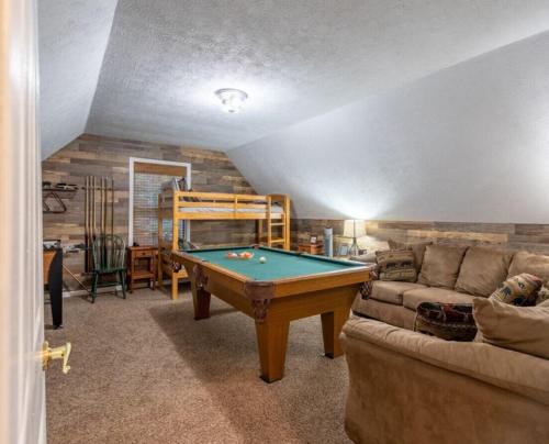 Lodge Bears Hideaway in Gatlinburg, USA