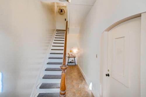 Charming Pottstown Apartment - Walk to Town!