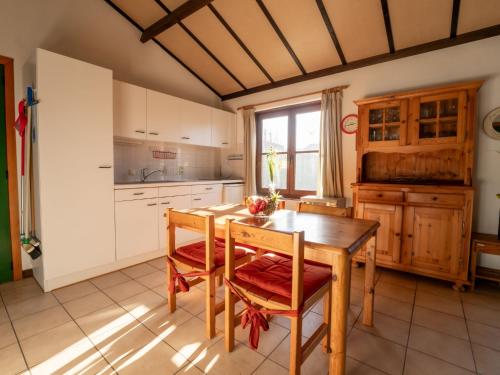 Holiday Home Zeewind 223 with parking by Interhome in Brēdene