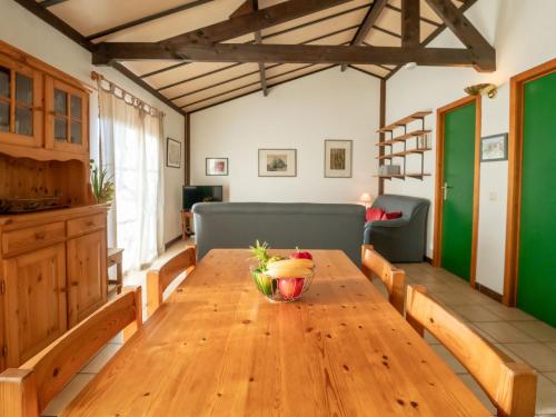 Holiday Home Zeewind 223 with parking by Interhome in Brēdene