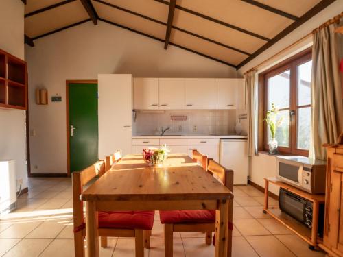Holiday Home Zeewind 223 with parking by Interhome in Brēdene
