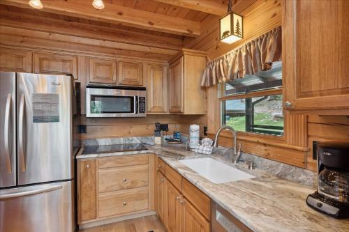 Wolf Den cabin in Sevierville, USA