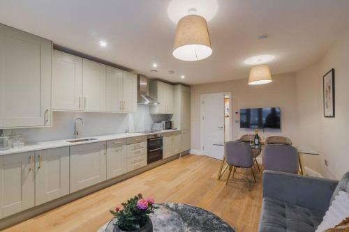2BED 2BATH Bliss, Private Parking - By Tempstay, Windsor (fotografie 10)
