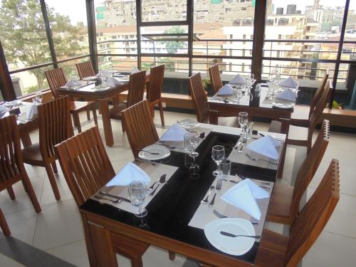 مطعم, We Hotel and Suites                                                                              in سبرينج فالي