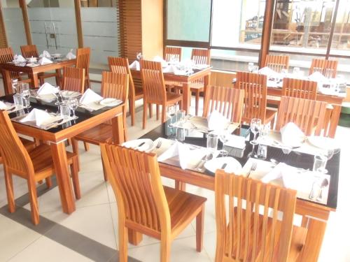 مطعم, We Hotel and Suites                                                                              in سبرينج فالي