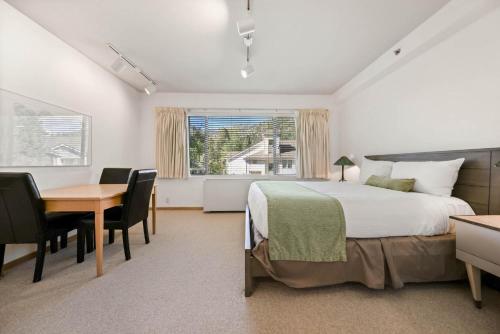 Palisades Tahoe Lodge Rentals Studio #254 in โอลิมปิกแวลเลย์