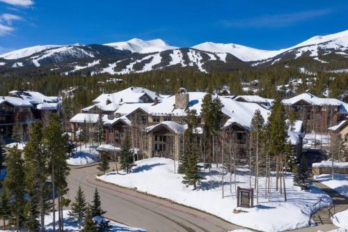 Grand Timber Lodge 2 bedroom - Ski-in/Ski-out