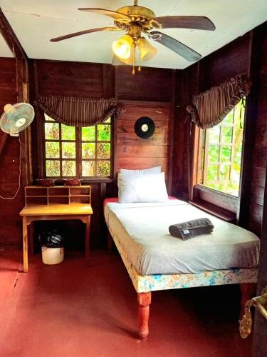 La Familia Guest House and Natural Farm