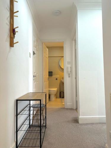 Stylish One Bedroom Flat Chancery Lane, London (photo 6)