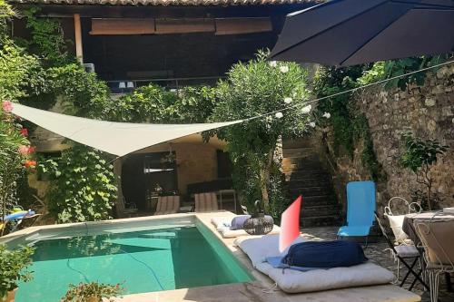 Maison typique provençale - Piscine privée - Clim - Location saisonnière - Collorgues