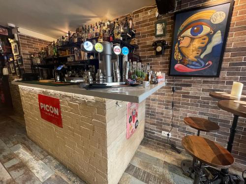 Hotel Du Globe - image 3