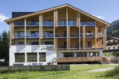 . Hotel Schoenblick