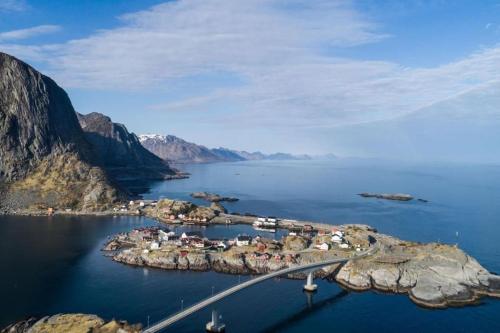 Hamnøy - Big Apartment - Amazing - Marvellous view, Moskenes (foto 2)