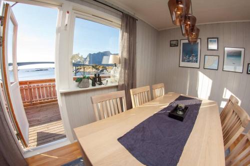 Hamnøy - Big Apartment - Amazing - Marvellous view, Moskenes (foto 7)