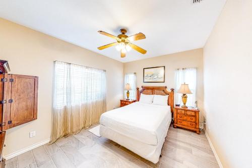 Tropical Breeze Unit B - image 7