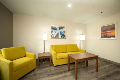 Best Western Houston Bush Intercontinental Airport Inn - image 6