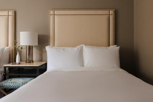 Superior Double Room with Two Double Beds image 10