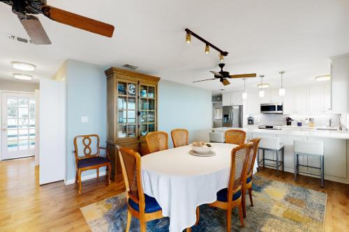 Getaway on the Bay in Rockport, USA