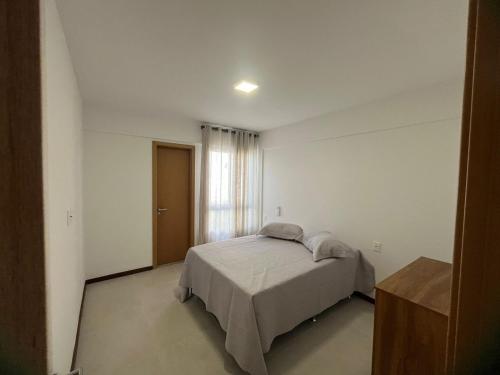 Apartamento na Praia do Baixio, Condomínio Fechado Pé na Areia