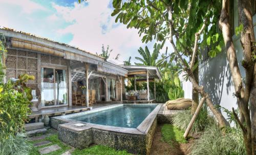 Villa Layla - Charming 2BR Villa in Oberoi - Prime Location!, Seminyak