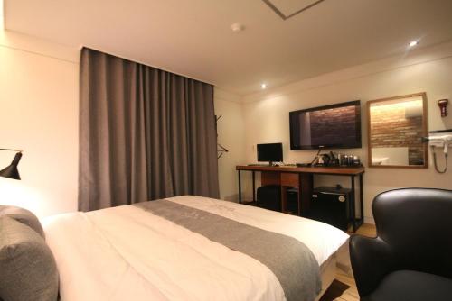 Yeonsan Oops Hotel – Pusan, IN