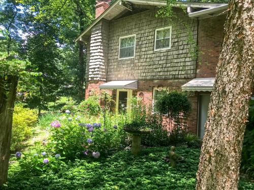 ทัศนียภาพภายนอกโรงแรม, Mary's Place - Studio surrounded by nature but close to High Point in ไฮน์พอยต์ (NC)