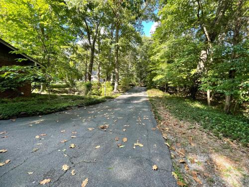 สภาพแวดล้อมโดยรอบ, Mary's Place - Studio surrounded by nature but close to High Point in ไฮน์พอยต์ (NC)