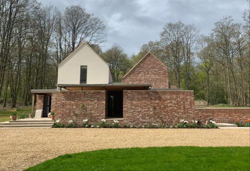 Private Apartment at Woodland Retreat