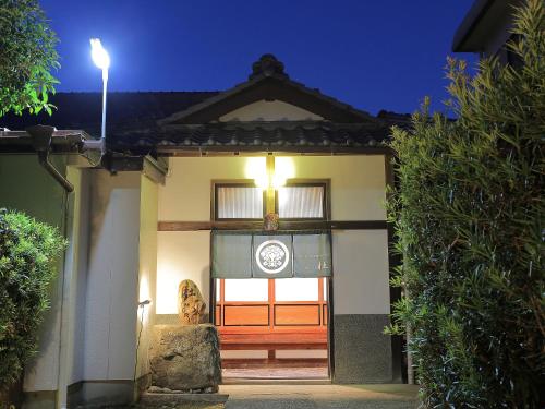 B&B Kushimoto - GUESTHOUSE & SAUNA 杜（mori） - Bed and Breakfast Kushimoto