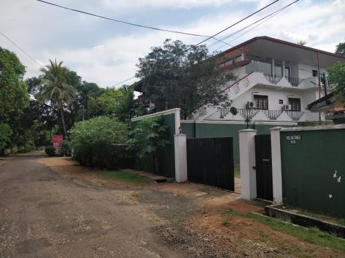 外観, Feel Like Home Hostel Anuradhapura in アヌラーダプラ
