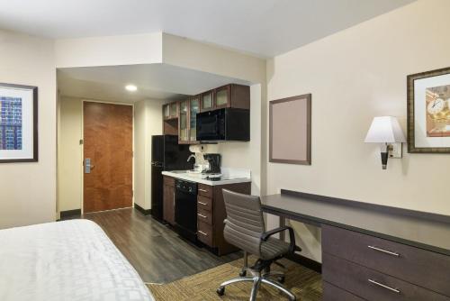 Candlewood Suites NYC -Times Square by IHG, Нью-Йорк (фото 9)