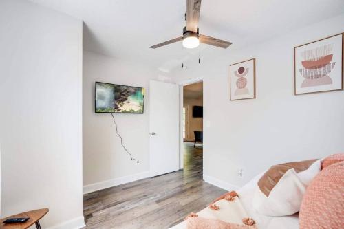 Cozy Oasis of Clarksville! in Clarksville, USA