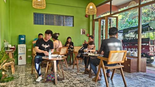 80 Bar Hostel, Coron (fotografie 7)