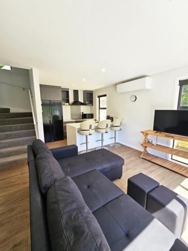 New and Fabulous, City Fringe Bliss! in Suburb