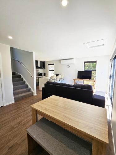 New and Fabulous, City Fringe Bliss! in Suburb