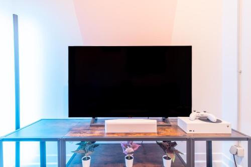 pool table heaven, workstation, 4k TV, Netflix, Lipsk (zdjęcie 10)
