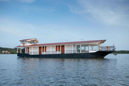 Charter by DAE - Luxury River Cruise