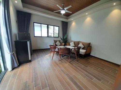 Ream YoHo Resort Room Type - Cottage with Garden View