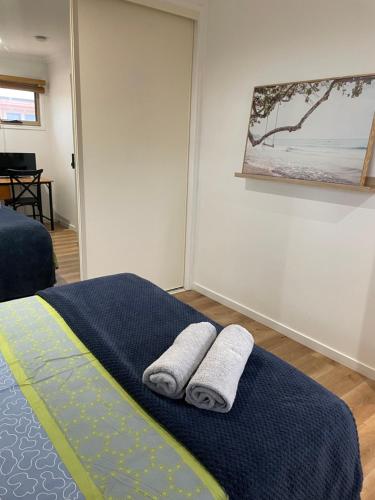 Convenient Room next to Bond University in Robina