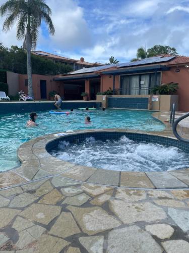 Convenient Room next to Bond University in Robina