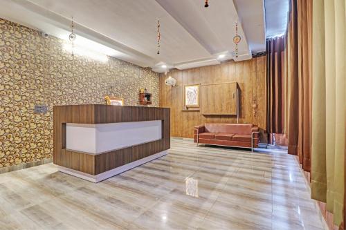 Lobby, Grand Townhouse in Palwal