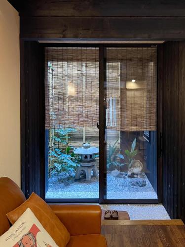Three-Bedroom House image 5