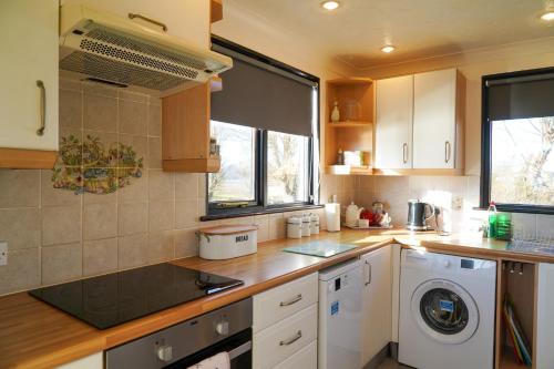 Swift Cottage, Norfolk Broads in Potter Heigham