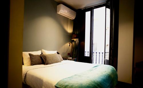 Double Room image 10